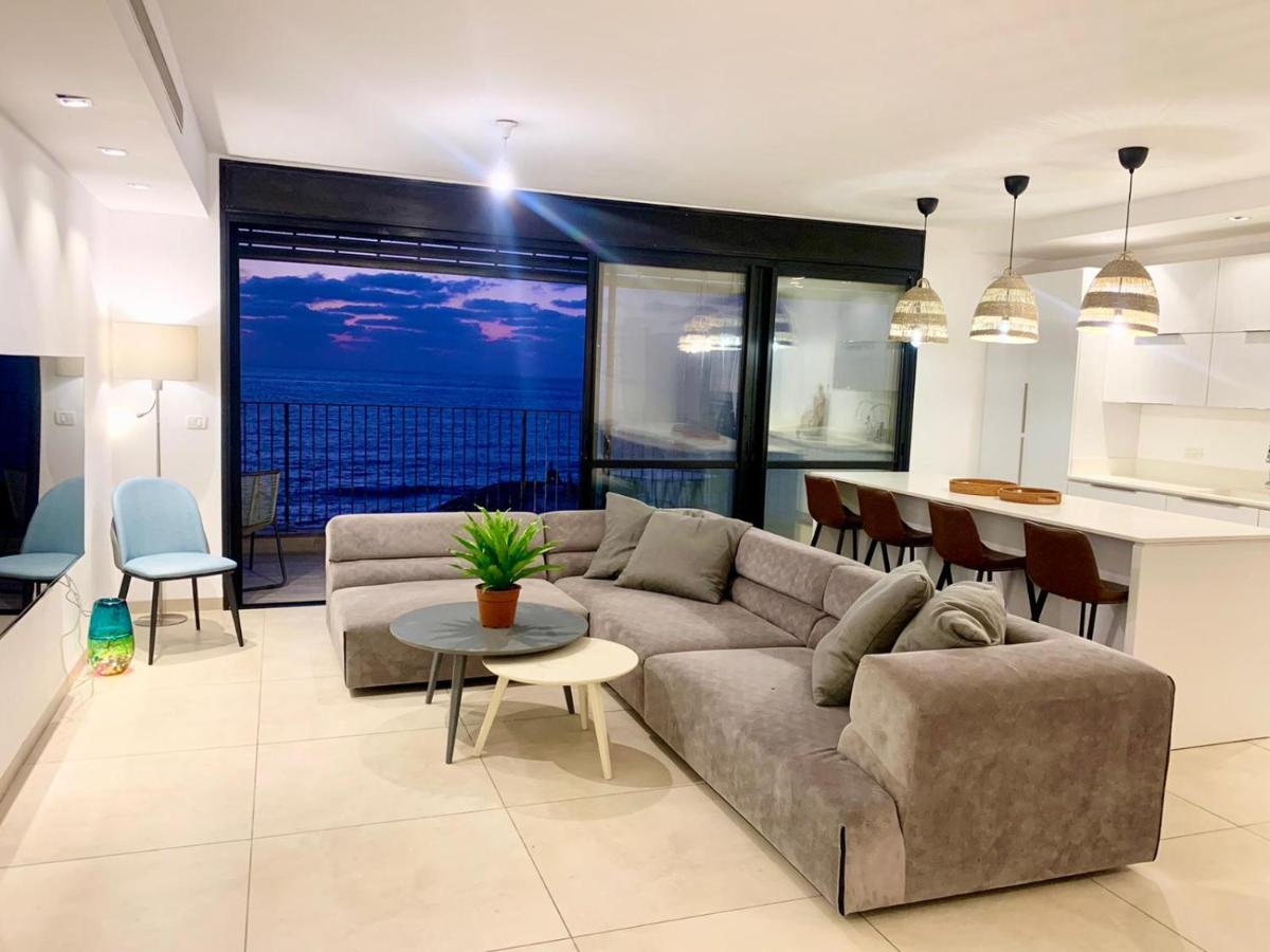 Beach Place Apartments Haifa Esterno foto