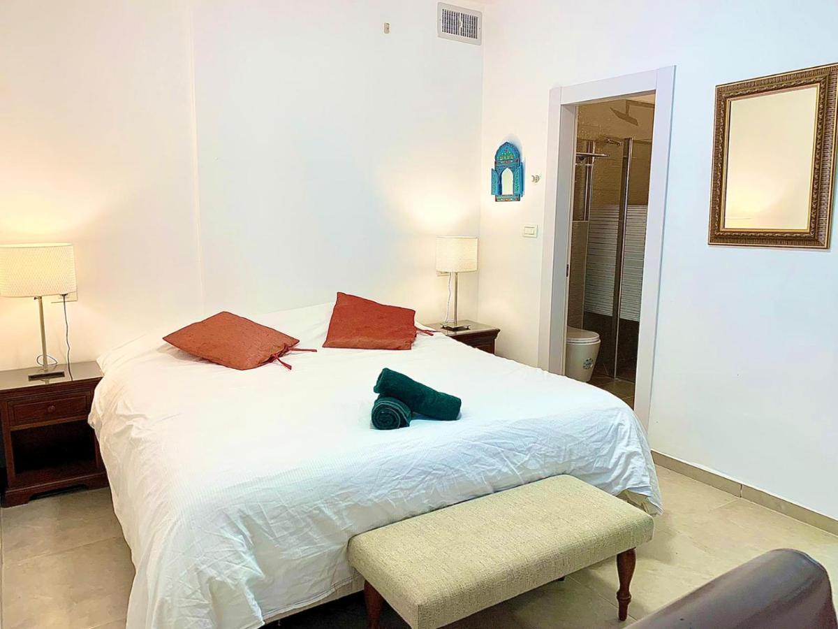 Beach Place Apartments Haifa Esterno foto